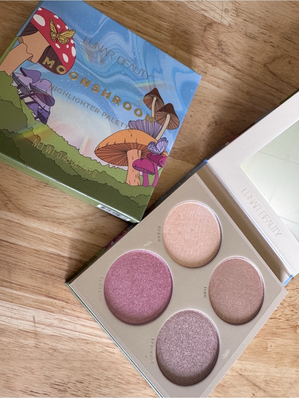 Lunar Beauty • Moonshroom Highlighter Palette
